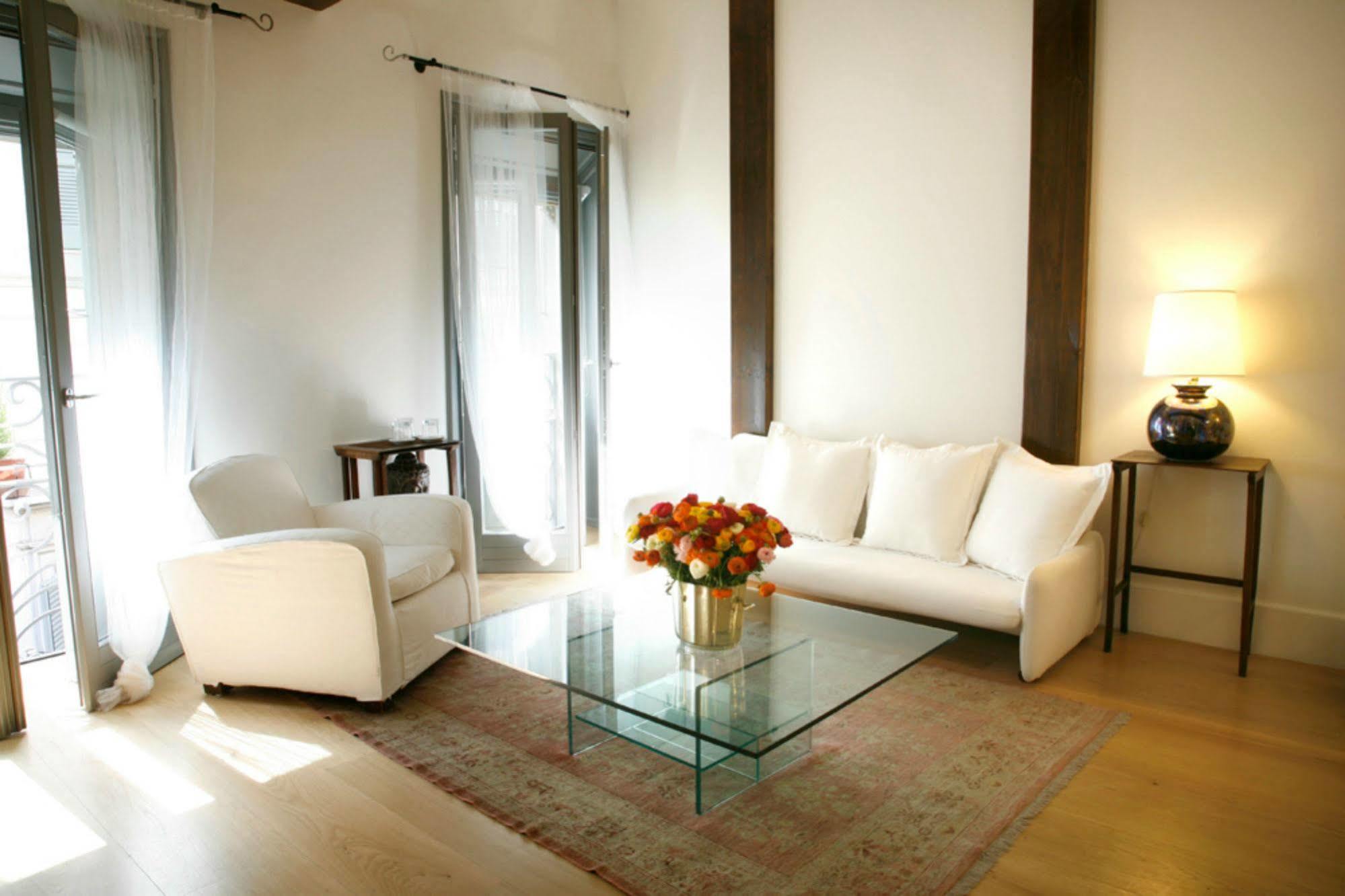 Milano Suites Exteriör bild