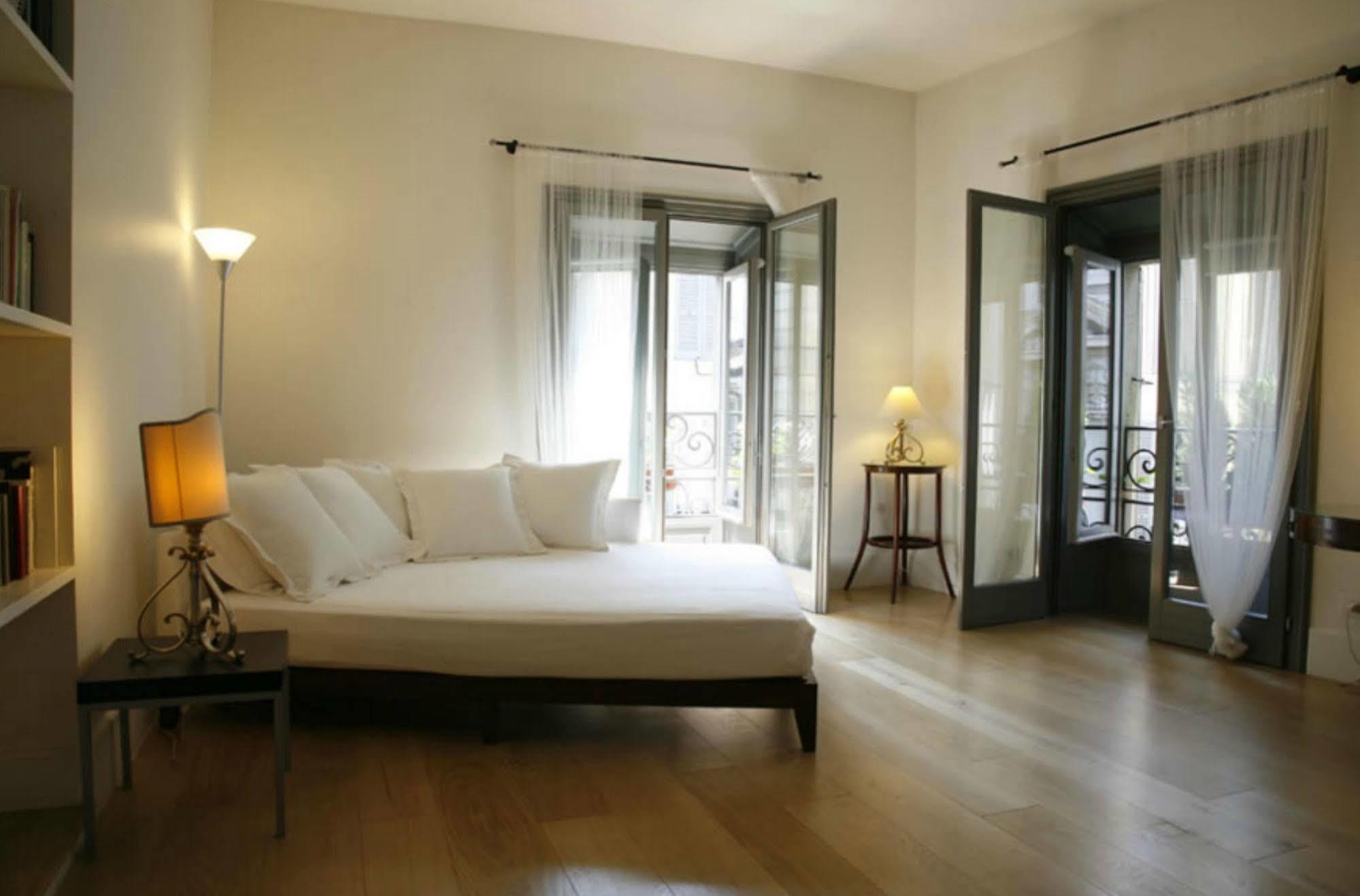Milano Suites Exteriör bild